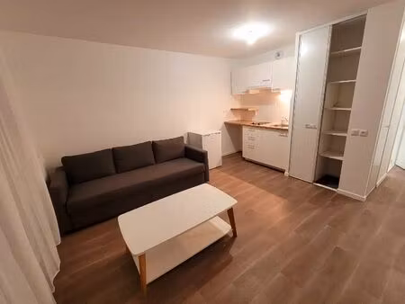 location appartement 1 pièce 28 m² à bobigny (93000)