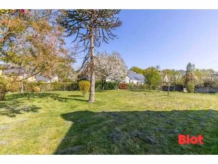 terrain constructible viabilisé à vendre