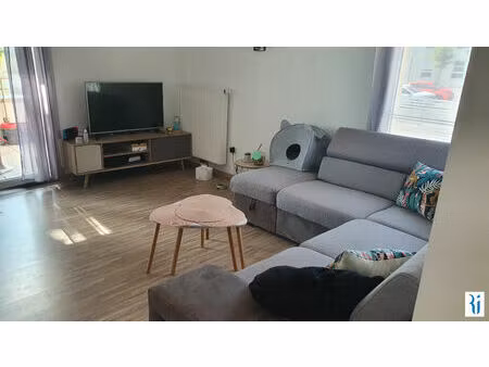 location appartement 3 pièces 61 m² à déville-lès-rouen (76250)