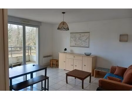 location appartement  43.81 m² t-2 à limoges  550 €