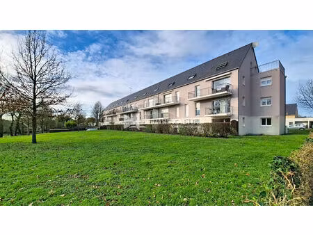 rare sur le secteur  t5 situé au dernier étage  appartement  4 chambres  double garage   e