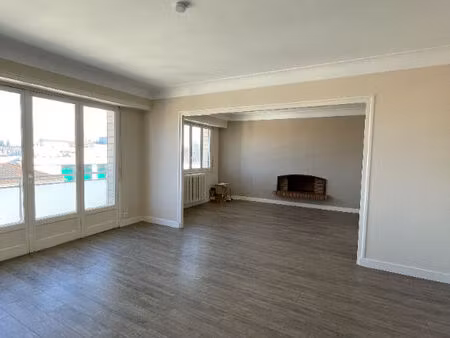 location appartement 4 pièces 89 m² à pau (64000)