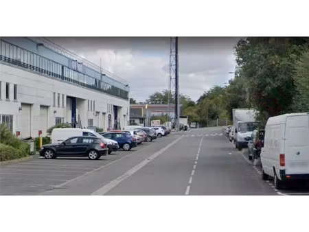 location local d'activités le thillay 95500