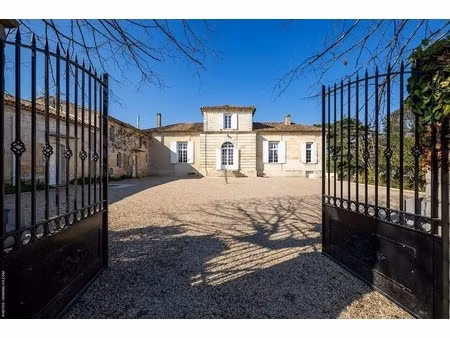 propriété de caractère avec gîte et chambre d’hôtes – à 15 min de bordeaux