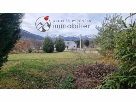 proche argeles-gazost : terrain constructible de 483 m2 (non
