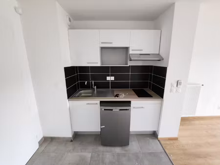 t2 avec terrasse résidence récente cornebarrieu les mong