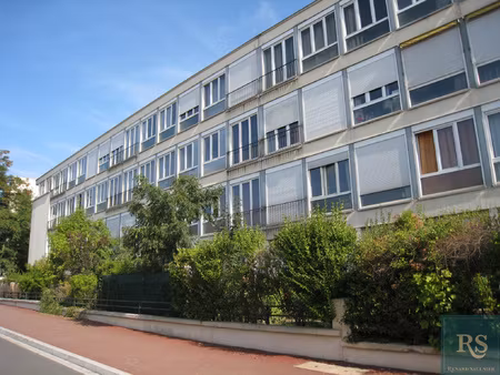 grand studio proche centre ville antony - coin chambre & log