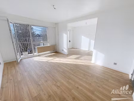 appartement au centre à valentigney