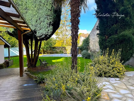 maison de ville (xixe) avec studio indépendant et piscine au centre ville de chars (95)