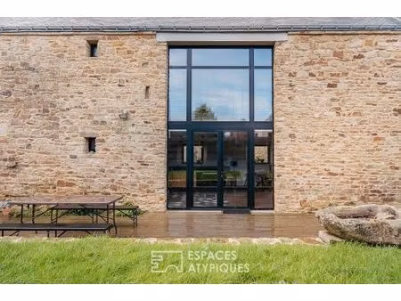 belle longère en pierre  entièrement rénovée  proche de la ria d'etel