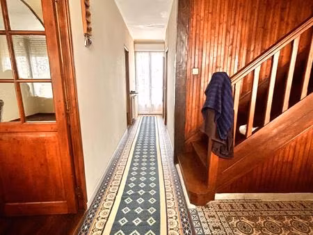 maison avec du cachet - proche commerces - quartier recherché - chaudiere gaz recente