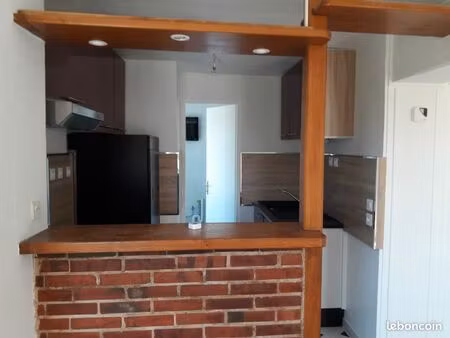 location appartement aillant sur tholon