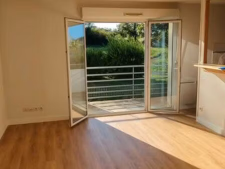 appartement t2 de 47m² - bressuire