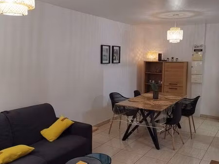 location - appartement t2 meublé - 54 m² avec jardin et varangue ?
