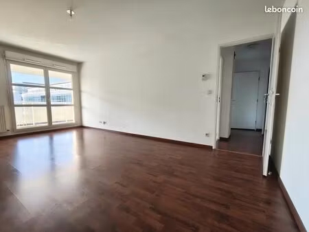 appartement 2 pièces 56 m²