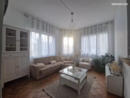 maison pleine de charme avec patio