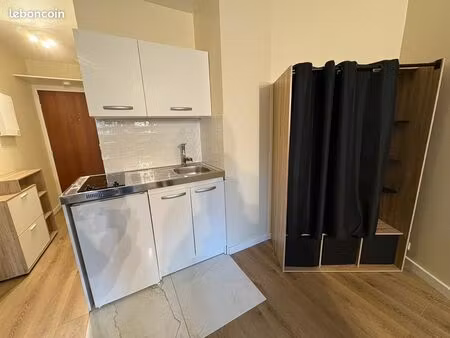 studio 18 m² avec balcon – 7ᵉ étage – résidence babylone  porte des lilas