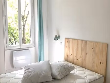 location charmant appartement 3 pièces t3 rénové et meublé proche reformés 13001 et cinq a