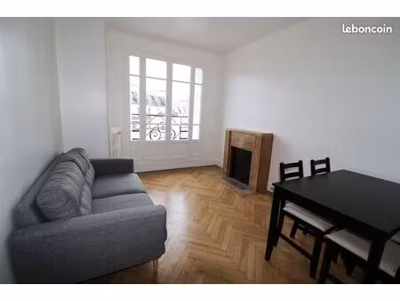 beau 2 pièces meublé dans le marais