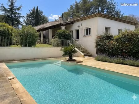 villa de 232m² montferrier
