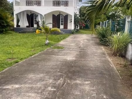 grande maison familiale petit bazar 162.94m2