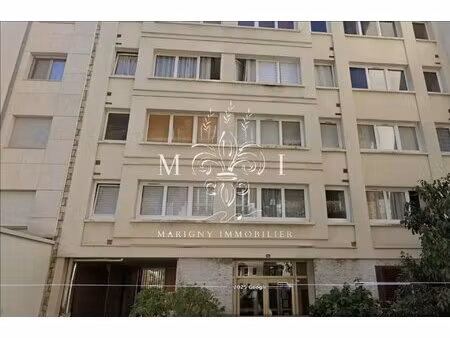 box fermé plein centre vincennes mairie