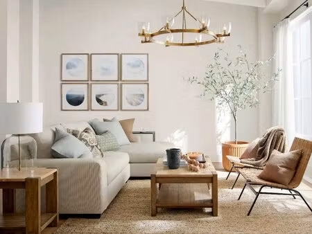 très bel appartement de 4 pièces avec terrasse et deux parkings.