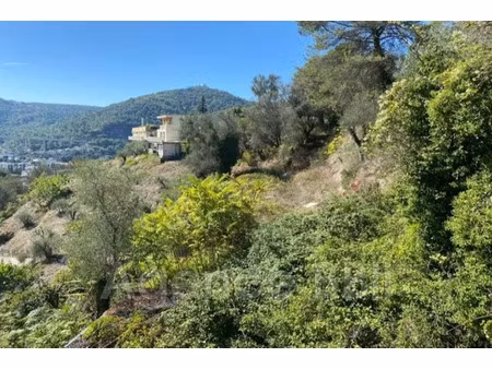 vente terrain 1800 m² à nice (06000)  283 000 €