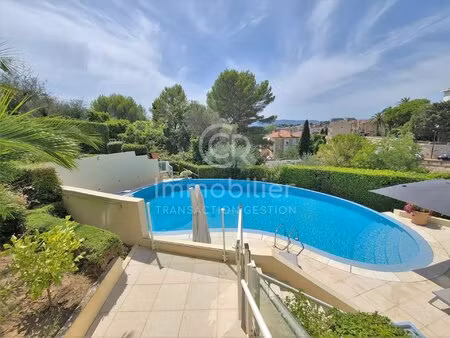 le cannet sur les hauteurs proche mairie