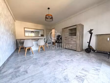 location vide le cannet limite cannes