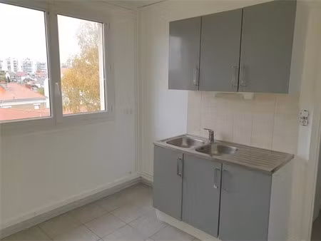 location appartement 1 pièce 24.49 m² à le havre (76600)  400 €