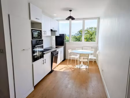 location meublée appartement 1 pièce 78 m² à cergy (95000)  450 €