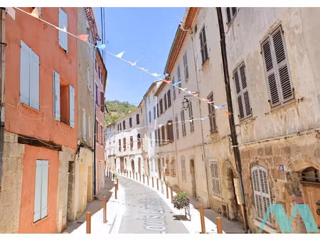 location appartement 1 pièce 22 m² à signes (83870)  530 €