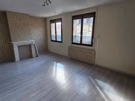 location appartement 75 m² à calais (62100)  580 €