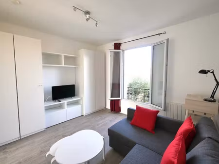 location meublée appartement 1 pièce 22.91 m² à suresnes (92150)  840 €