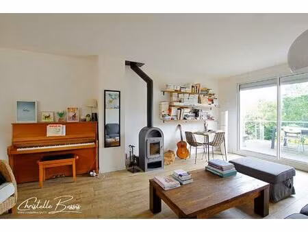 maison 3 chambres avec s/sol total bien située