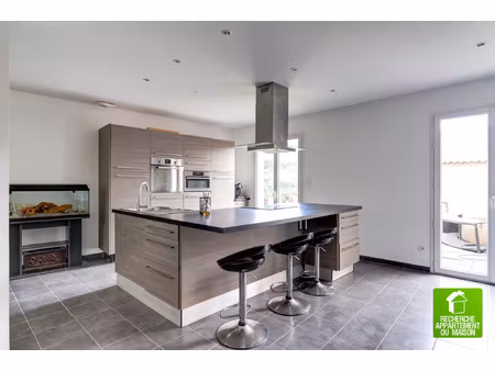 maison recente et moderne