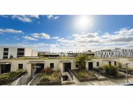 balma - lumineux t3 avec deux places de parking et balcon sans vis-a-vis