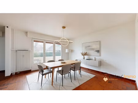 f4 avec garage et terrasses