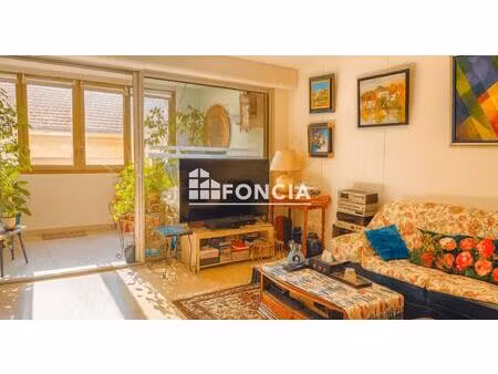 appartement t4 proche place de la comédie