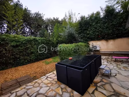 location meublée appartement 3 pièces 82 m² à rognac (13340)  1 390 €