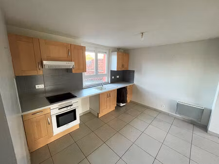 appartement saint etienne de tulmont 3 pièce(s) 61 m2