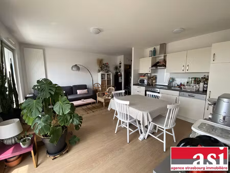 beau 2 pièces avec terrasse et parking