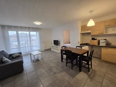 location meublée appartement 2 pièces 44.27 m² à toulouse (31000)  753 €