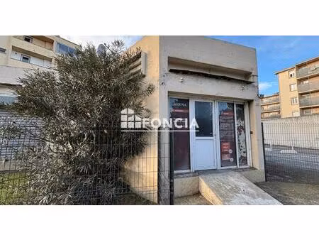 lunel local commercial 86 m2 + sous/sol