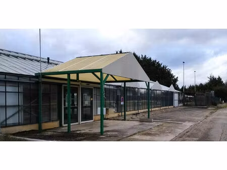 vente commerce 648 m² lons-le-saunier (39000)