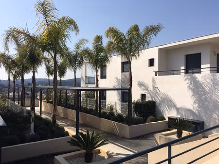 garage - chemin des colles