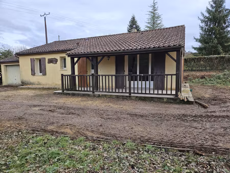maison avec terrasse à louer à cénac-et-saint-julien (24)
