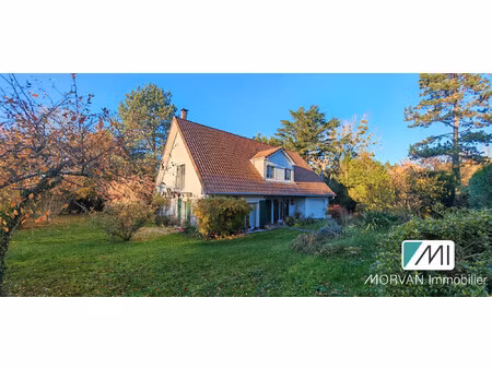 spacieuse maison individuelle - grand jardin - garage _ abris