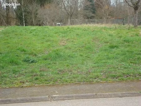 terrain constructible 1600 m2